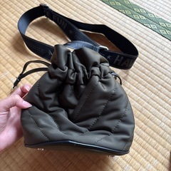 巾着型バック