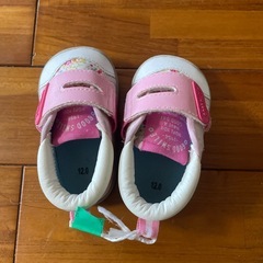 幼児用の靴