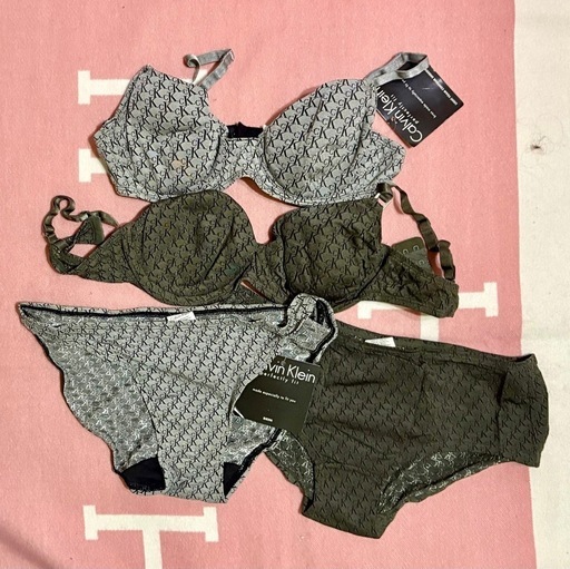 カルバンクライン　ブラジャー・ショーツ　セット