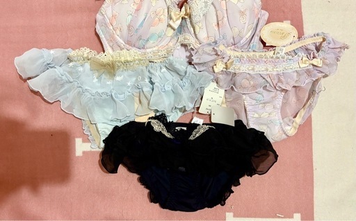 KUKA stella ブラジャー・ショーツ新宿LUMINE購入