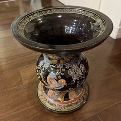 大きな花器