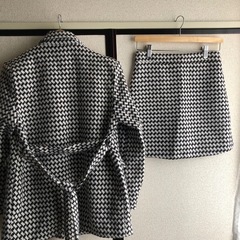 ニットスーツの画像