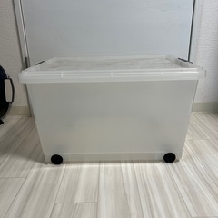 衣装ケースの画像