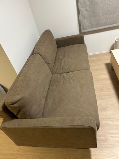ほぼ新品　関家具3人掛けソファ
