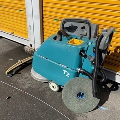 テナント T2