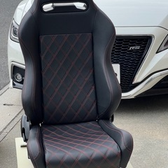 バケットシート
