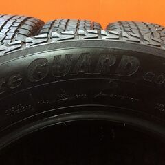 YOKOHAMA ice GUARD G075 235/65R17 17インチ スタッドレス 4本 22年製 バリ溝 BMW/X5 VOLVO/XC60 カイエン等　(KTL411)の画像