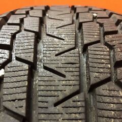 YOKOHAMA ice GUARD G075 235/65R17 17インチ スタッドレス 4本 22年製 バリ溝 BMW/X5 VOLVO/XC60 カイエン等　(KTL411)の画像