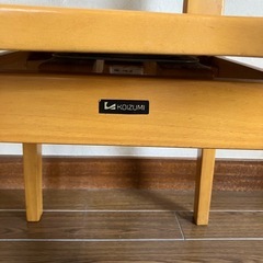 コイズミ　木製回転チェアの画像