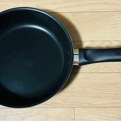 サーモス　ガス火専用　フライパン20cm 未使用