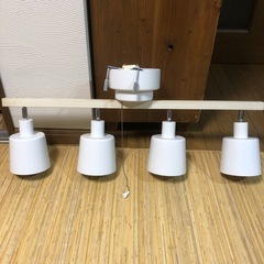 アイリスオーヤマ　オシャレな天井照明器具4連の画像