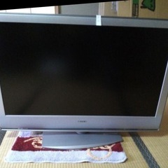 液晶テレビ