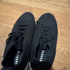 スニーカー
