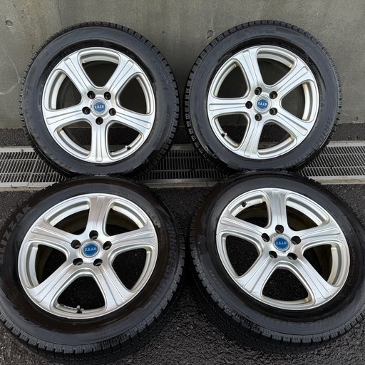 225/55R17 スタッドレスホイールセット 17インチ VRX2 2022年製造