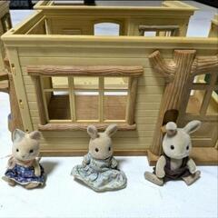 【値下げ】シルバニアファミリー 森のみんなの学校の画像