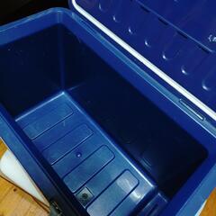 クーラーボックスの画像