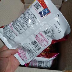 定価140円　海老揚げせんべい　瀬戸しお　ベフコ　梅
コンビニ価格　140円　菓子の画像