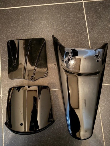 アドレスv125（インナー）黒ツヤ