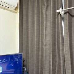 (ニトリ)引取先決定済)遮光カーテン3枚(220cm2枚　180...
