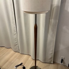 INTERFORM スヴァンテ フロアライト