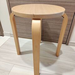 椅子　スツールの画像