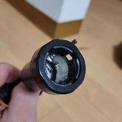 エーモン電源ソケットプラグロックの画像
