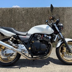 ホンダ　CB400SF VTEC スーパーフォアNC39 スペック3Ⅲ 後期仕様　バイク中古Ｓｕｐｅｒ　Ｆｏｕｒ　ＶＴＥＣ　ＮＣ３９　ＮＣ２３Ｅ　４ストロークエンジン　キャブレター 　パールホワイト　白の画像