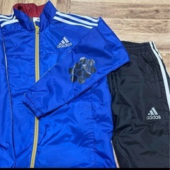 adidas上下ウインドブレーカーの画像