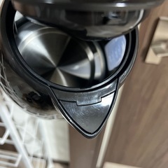電気ポットの画像