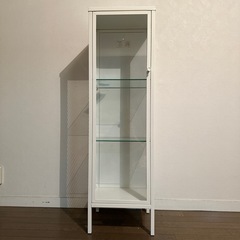 IKEA ガラスキャビネット