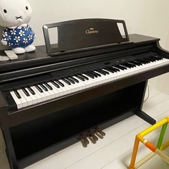 YAMAHA Clavinovaピアノ