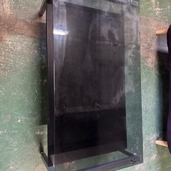 TEMPERED GLASSテーブル