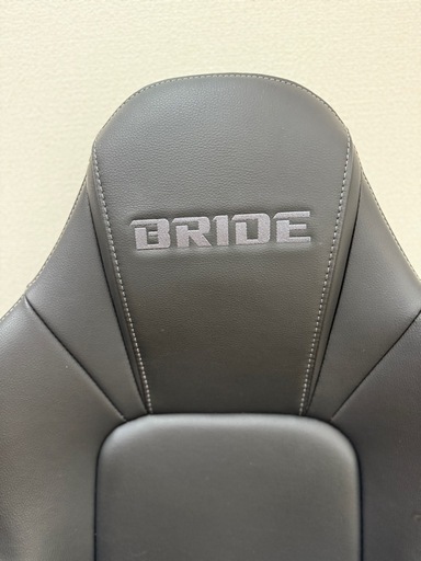 BRIDE STREAMS CRUZ タフレザーブラック:シートヒーター無し リクライニングシート