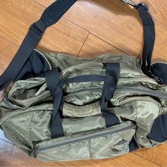 アディダス　スポーツバッグの画像