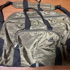 アディダス　スポーツバッグの画像
