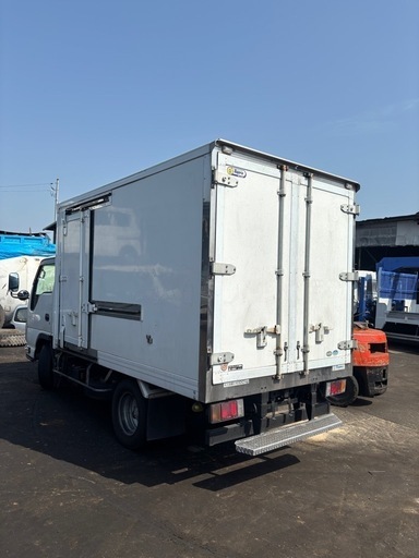 コンテナ倉庫　備蓄倉庫　バイクガレージ