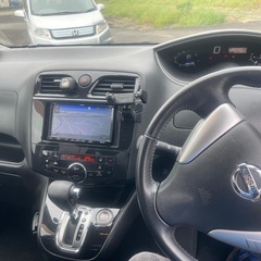 日産セレナハイウェイスターVセレクションの画像