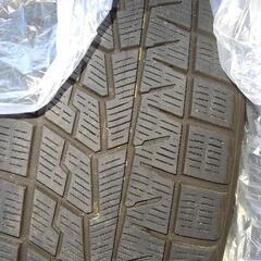 プリウスa  スタッドレスの画像