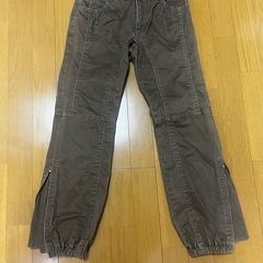 パンツ　裾ジッパー