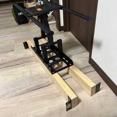 壁掛け用器具 テレビの画像