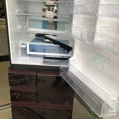 NO B242 🌈福岡市内配送設置無料✨🌈シャープ SHARP プラズマクラスター冷蔵庫 (551L・どっちもドア) 5ドア グラデーションレッド SJ-WX55D-Rの画像