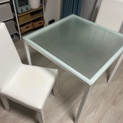 (お取引中)ダイニングテーブル&ダイニングチェア2脚 