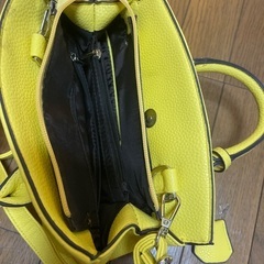 新品未使用のレディースバッグ - イエローの画像