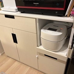 ニトリキッチンボード　食器棚