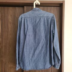デニムシャツの画像