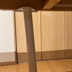 IKEAエーケダーレン伸縮ダイニングテーブルの画像