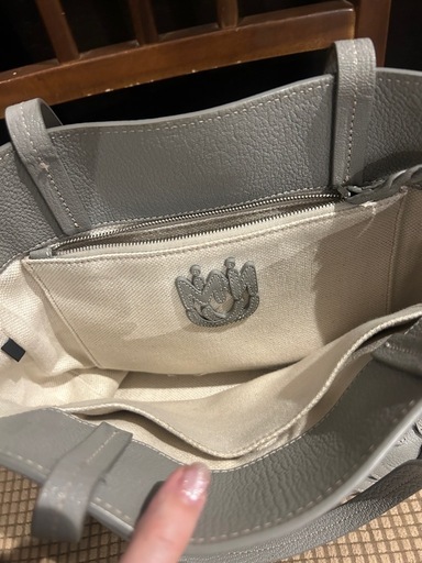 MIU  MIUトートバッグ 
