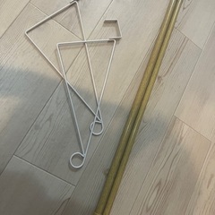 突っ張り棒2本👕+ドアフックハンガー❗️100円→他出品物とまと...