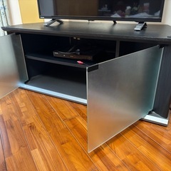 テレビ台の画像