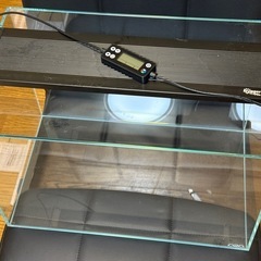 キューブガーデン45センチ美品 タイマー付LEDライトセットの画像